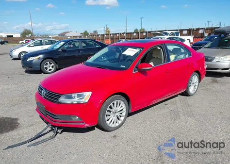 2015 Volkswagen Jetta 1.8T Se из США, поврежденный, VIN 3VWD17AJ5FM201913